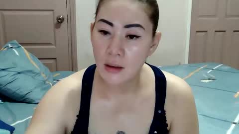 HOT MOMMY ZEPHYR online show from 02-21-26, 02:07