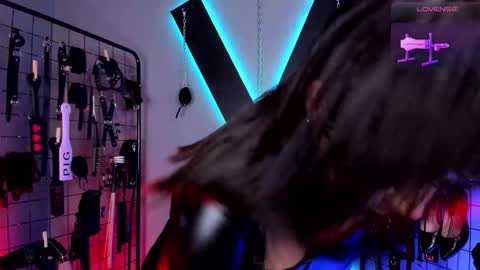 Miss Alix and Mia Slave online show from 11-24-25, 07:02