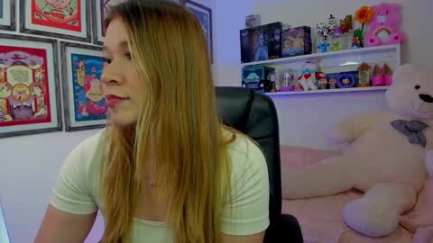 Martina Rivera online show from 01-17-26, 01:21