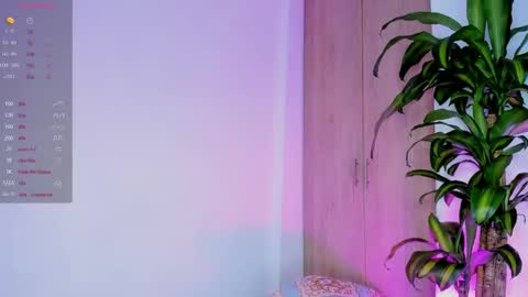 Snapshot of missangeldust chatting on 12-04-25, 11:13 missangeldust online show from 12-04-25, 11:13