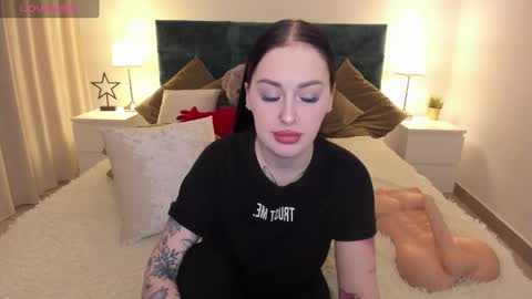 Snapshot of missangellina chatting on 01-16-25, 03:45 Angelina online show from 01-16-25, 03:45