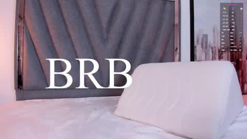 Laura online show from 01-22-25, 04:02