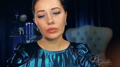 The divine Beverly online show from 05-01-26, 05:12