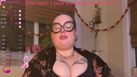 Miss Bika online show from 12-18-24, 02:10