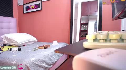 Snapshot of missbnasty_ chatting on 03-02-25, 12:32 Miss Evelyn online show from 03-02-25, 12:32