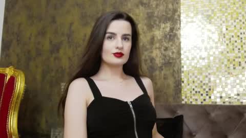 Snapshot of misscelinewest chatting on 02-11-25, 02:25 MissCelineWest online show from 02-11-25, 02:25