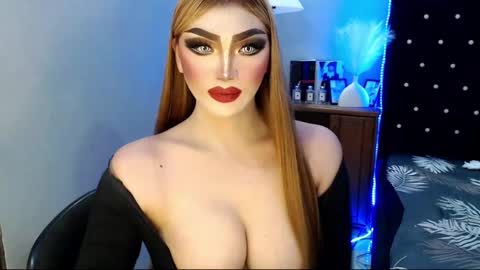 Snapshot of misschannel4sub chatting on 01-17-25, 02:39 PRIESTESS CHANNEL online show from 01-17-25, 02:39