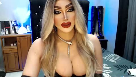 Snapshot of misschannel4sub chatting on 01-31-25, 06:57 PRIESTESS CHANNEL online show from 01-31-25, 06:57