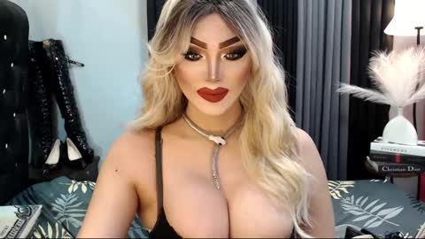 Snapshot of misschannel4sub chatting on 02-16-25, 06:54 PRIESTESS CHANNEL online show from 02-16-25, 06:54