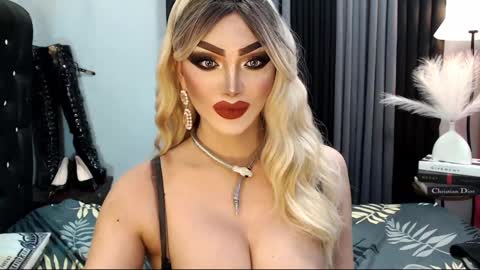 Snapshot of misschannel4sub chatting on 02-16-25, 09:59 PRIESTESS CHANNEL online show from 02-16-25, 09:59