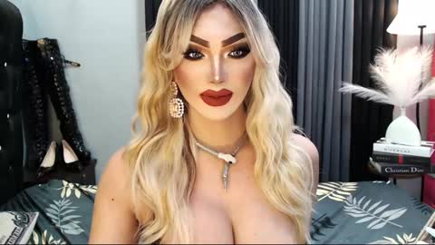 Snapshot of misschannel4sub chatting on 02-17-25, 01:04 PRIESTESS CHANNEL online show from 02-17-25, 01:04