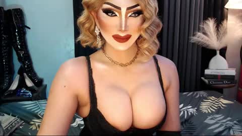 Snapshot of misschannel4sub chatting on 09-23-25, 09:18 PRIESTESS CHANNEL online show from 09-23-25, 09:18