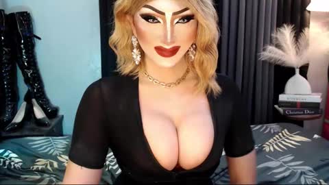 Snapshot of misschannel4sub chatting on 09-27-25, 12:48 PRIESTESS CHANNEL online show from 09-27-25, 12:48