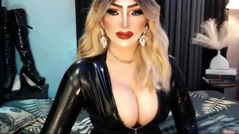 Snapshot of misschannel4sub chatting on 09-29-25, 10:14 PRIESTESS CHANNEL online show from 09-29-25, 10:14