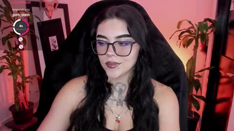 Snapshot of misscharlottte_18 chatting on 03-10-26, 03:22 Missy Charlottte. Hey remember to give me a thumbs up ty online show from 03-10-26, 03:22