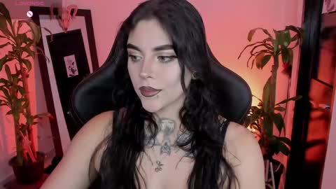 Snapshot of misscharlottte_18 chatting on 03-19-26, 02:48 Missy Charlottte. Hey remember to give me a thumbs up ty online show from 03-19-26, 02:48