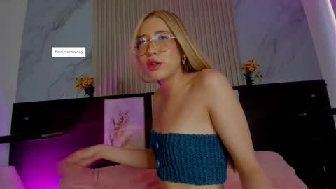 misscheelsee_as online show from 09-13-25, 09:03