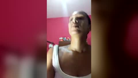 Snapshot of misscruzxz chatting on 08-02-26, 05:33 Donna di Diamanti online show from 08-02-26, 05:33