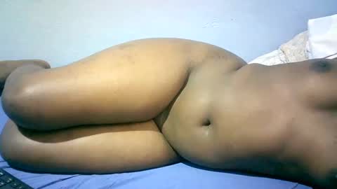 Snapshot of misscuteberry chatting on 02-05-25, 03:09 VAL online show from 02-05-25, 03:09