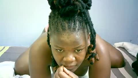 Snapshot of misscuteberry chatting on 02-22-25, 09:56 VAL online show from 02-22-25, 09:56