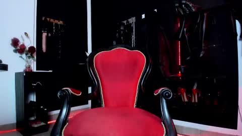 Missdarklady online show from 02-15-25, 12:48