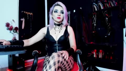 Missdarklady online show from 02-27-25, 11:15