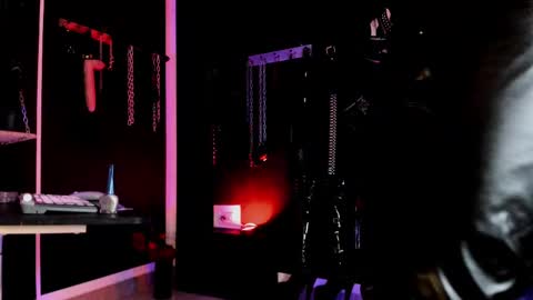 Missdarklady online show from 09-18-25, 11:07