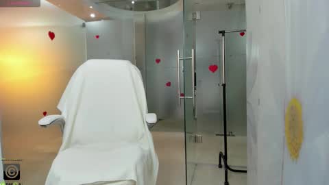 Miss Domina online show from 02-09-26, 04:05