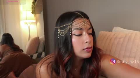 Yuliana online show from 05-15-26, 11:17