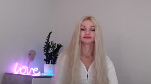 EMMA online show from 12-12-24, 09:04