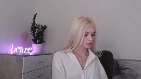 EMMA online show from 01-30-25, 08:42