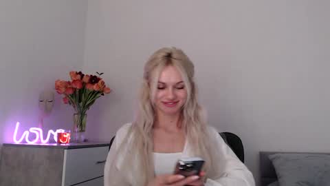 EMMA online show from 02-16-25, 09:38