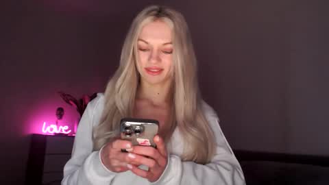 EMMA online show from 02-09-26, 08:13