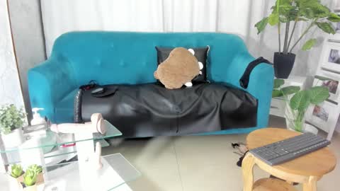 Escarlet online show from 02-11-25, 08:26