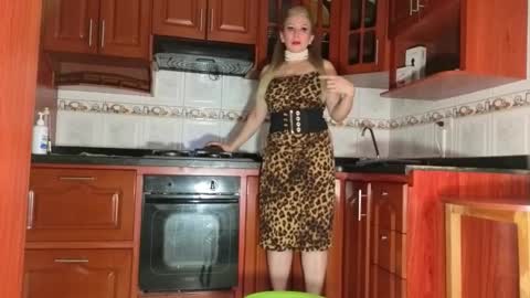 Escarlet online show from 09-20-25, 03:29
