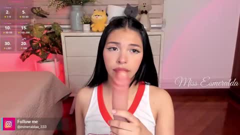 Snapshot of missesmeralda chatting on 09-12-25, 09:59 Julieta Arboleda but i like call me esme online show from 09-12-25, 09:59