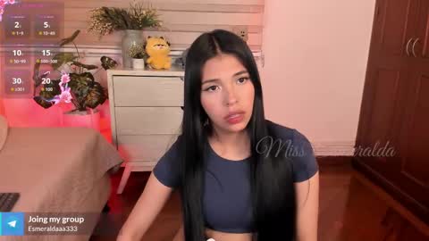 Snapshot of missesmeralda chatting on 10-08-25, 09:34 Julieta Arboleda but i like call me esme online show from 10-08-25, 09:34