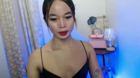 Snapshot of missfantasia chatting on 12-21-25, 05:47 missfantasia online show from 12-21-25, 05:47