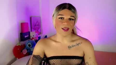 Fer online show from 05-16-26, 01:02