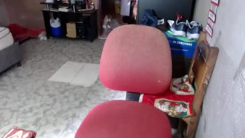 Snapshot of missgomezz_ chatting on 04-22-26, 04:41 Maria Gomezz online show from 04-22-26, 04:41