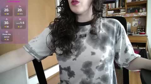 Ivana online show from 09-26-25, 05:06