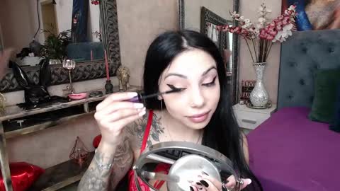 missjuliax online show from 12-16-24, 07:15
