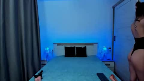 Miss Karla online show from 03-11-25, 04:29