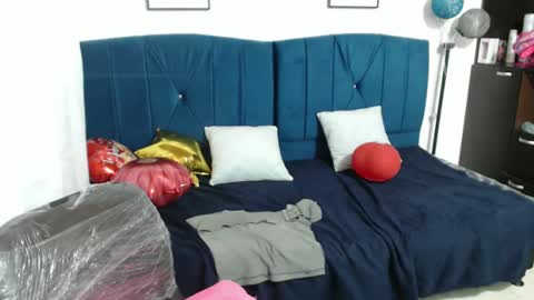 Snapshot of misskarol18 chatting on 02-13-25, 07:31 misskarol18 online show from 02-13-25, 07:31
