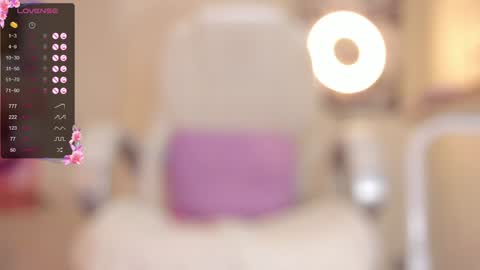 Snapshot of missketzaly chatting on 01-10-25, 03:58 Ania online show from 01-10-25, 03:58