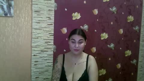 Snapshot of misskiss878 chatting on 12-21-24, 06:02 Lisa online show from 12-21-24, 06:02