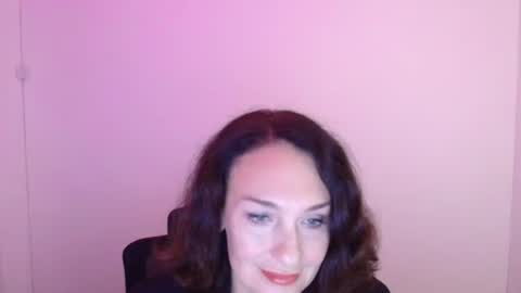 Snapshot of misskristyyy chatting on 10-10-25, 06:23 Christina online show from 10-10-25, 06:23