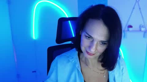 Snapshot of misskristyyy chatting on 10-23-25, 11:20 Christina online show from 10-23-25, 11:20