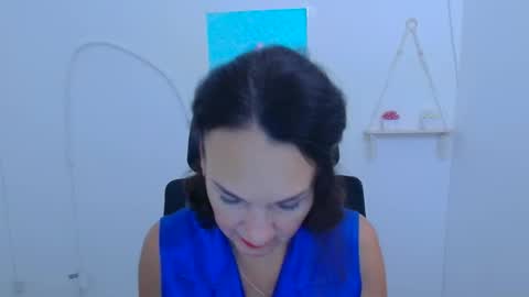 Christina online show from 12-01-25, 12:21