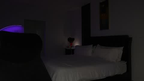 Miss K online show from 05-10-26, 02:44
